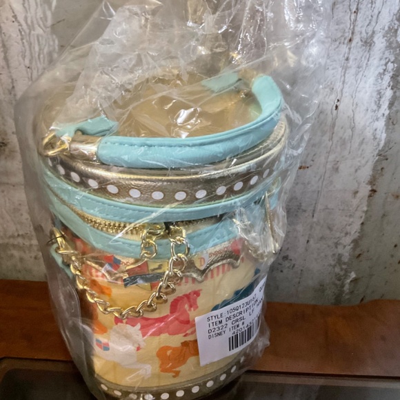 Disney D23 loungefly Crossbody - Picture 3 of 3